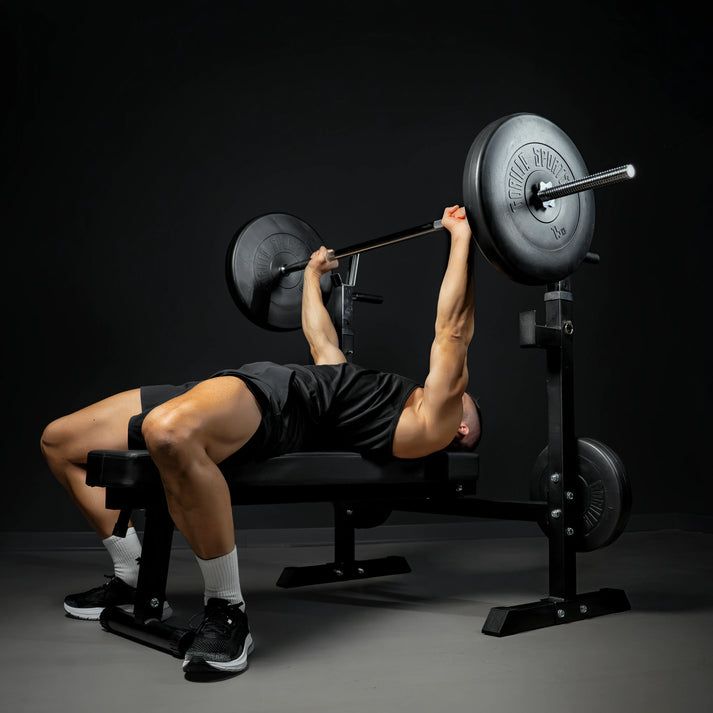 Gorilla Sports Súlyemelő pad + 100 kg-os szett fekete